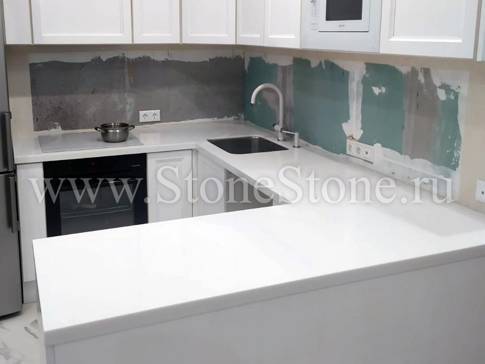 ���������� �� ������ �-�������� Technistone Crystal Absolute White